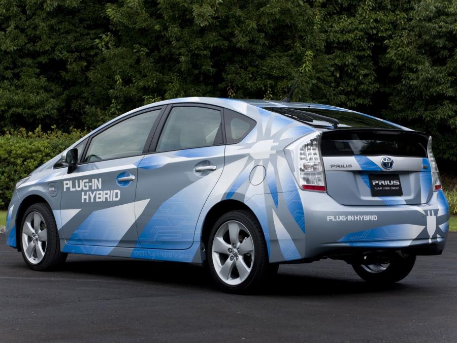  Toyota Prius Plug-In Hybrid Concept 2009 года  (фото 10 из 18)